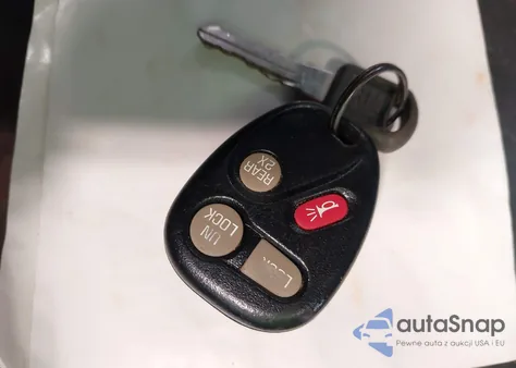 1998 Chevrolet Blazer Lt from USA, damaged, VIN 1GNDT13WXW2254155